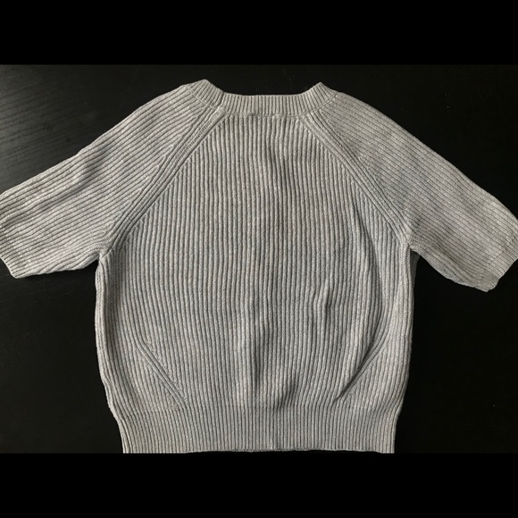 GAP Grey Knit Shirt ✨ - Picture 4 of 4